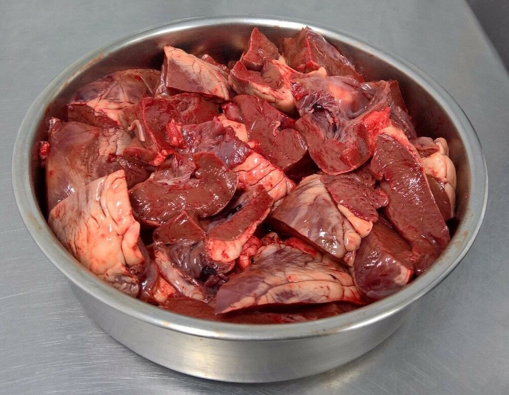 Dog Food. Frozen minced BEEF HEARTS . BARF RAW DIET 20 x 500g Chubs 10kg box - rawbarffood.co.uk